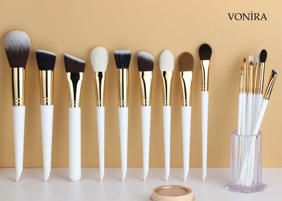 Πινέλο Μακιγιάζ Υγρού Foundation Vonira Beauty Private Label