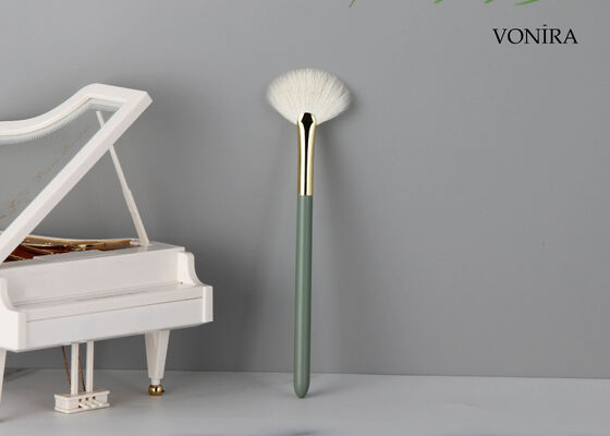 Vonira Custom Wholesale Natural White Goat Hair Fan Highlighter Brush με υπηρεσία ιδιωτικής ετικέτας