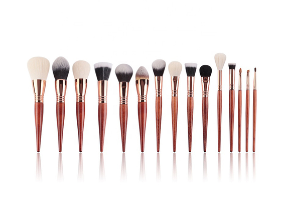 Η προσιτή συνθετική εξάρτηση βουρτσών Makeup αποτελεί τις βούρτσες καθορισμένες το ιδιωτικό λογότυπο
